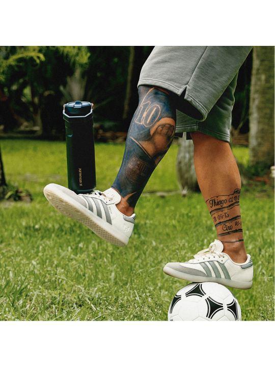 Termo Messi x Stanley 1913 IceFlow™ Flip Straw 2.0 Bottle
