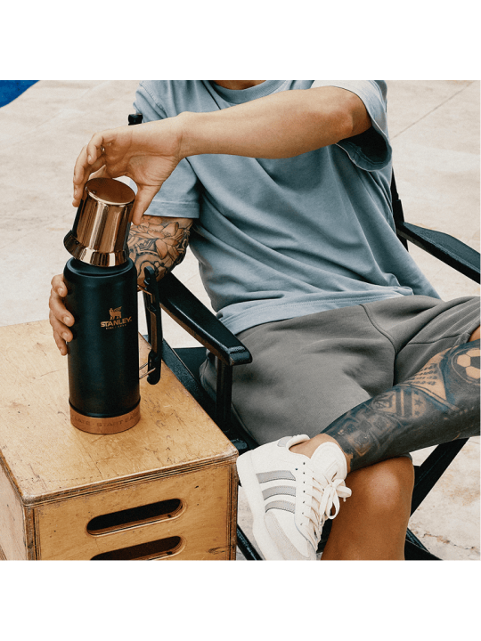 Termo Messi x Stanley 1913 High Precision Flow Mate System