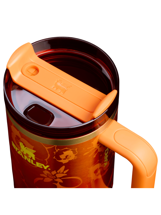 Stanley 1913 x KAROL G Quencher® H2.0 Flowstate Tumbler