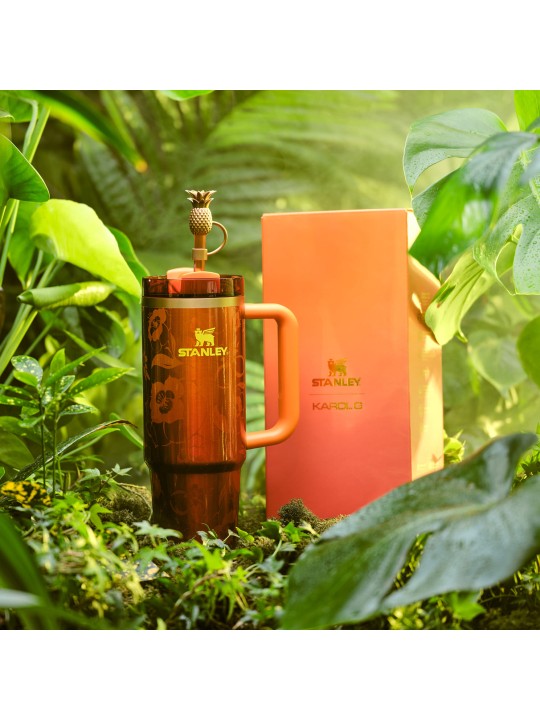 Stanley 1913 x KAROL G Quencher® H2.0 Flowstate Tumbler Stanley 1913 x KAROL G Quencher® H2.0 Flowstate Tumbler